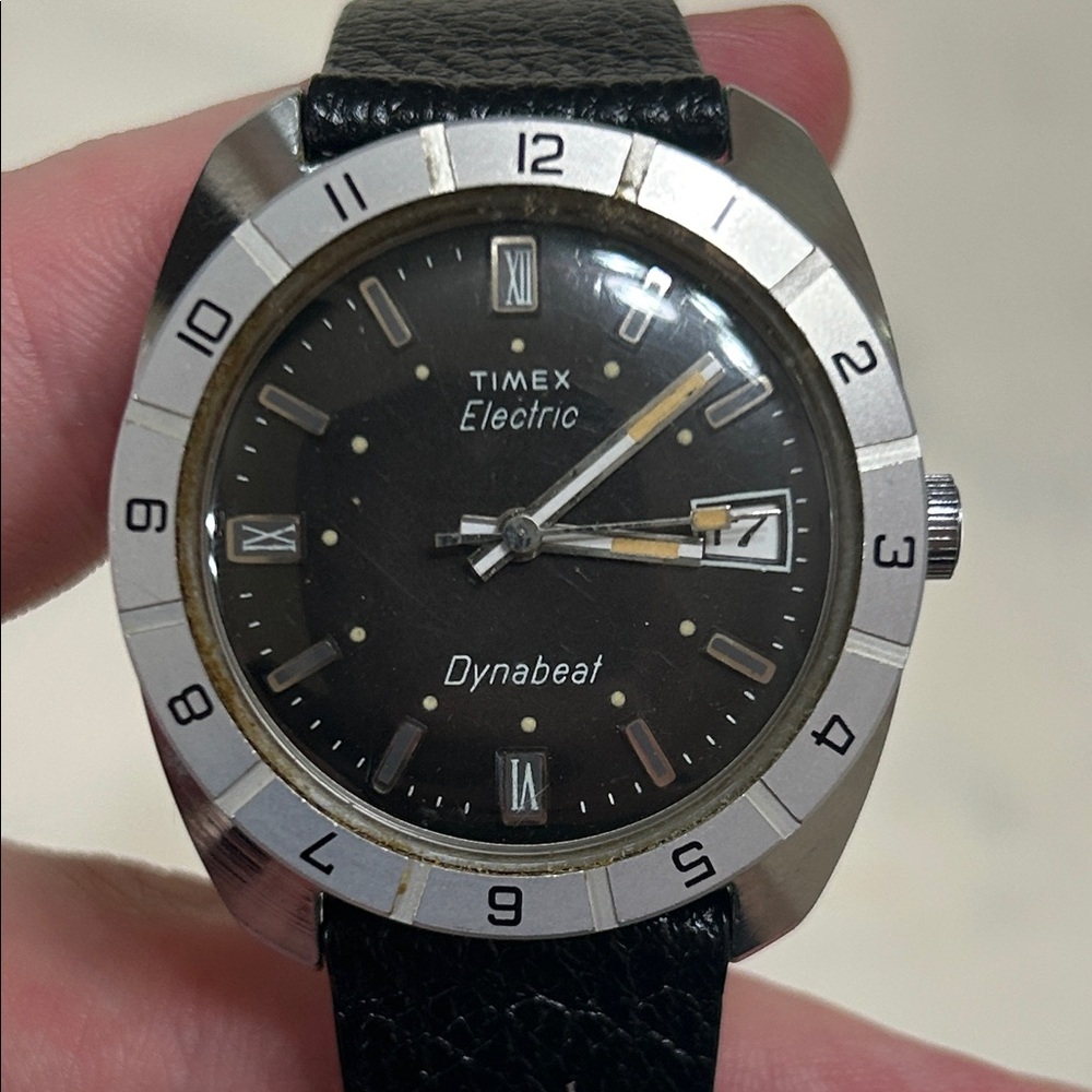 Vintage 1970’s Timex Electric Dynabeat Black and Silver Watch - Picture 2 of 11